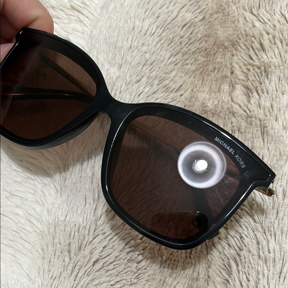 Black Michael Kors Sunglasses MK2079U Zermatt with Case - Picture 5 of 6